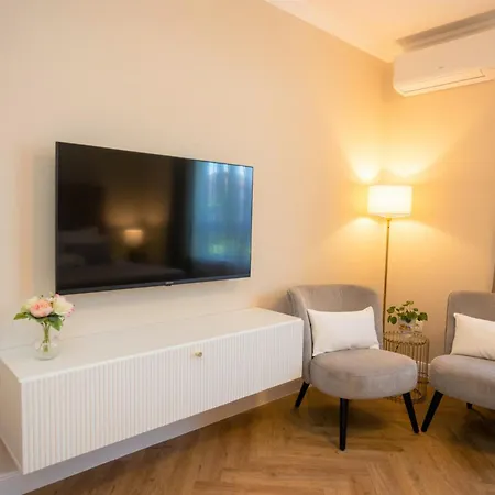 Barboros Park Suitee Appartement *
